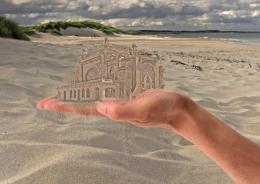 Smallestsandcastle